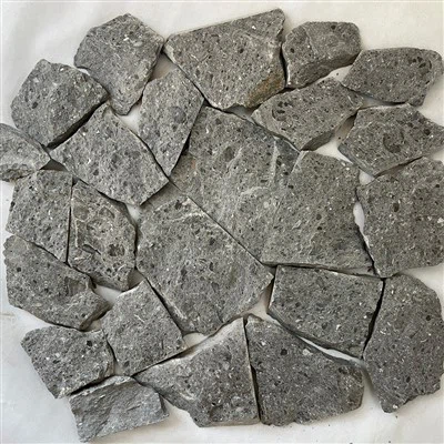 Črna ohlapna kamnita obloga nepravilne oblike, fasadni kamen JRSR-052